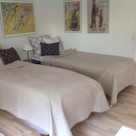Lundgaarde Bed & Breakfast Kjellerup Exterior photo